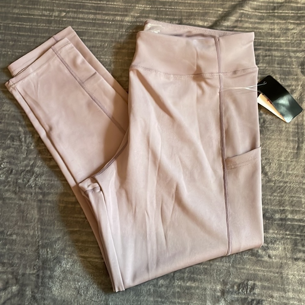 NWT Zoe & Phoebe leggings. XL. Pale lavender.